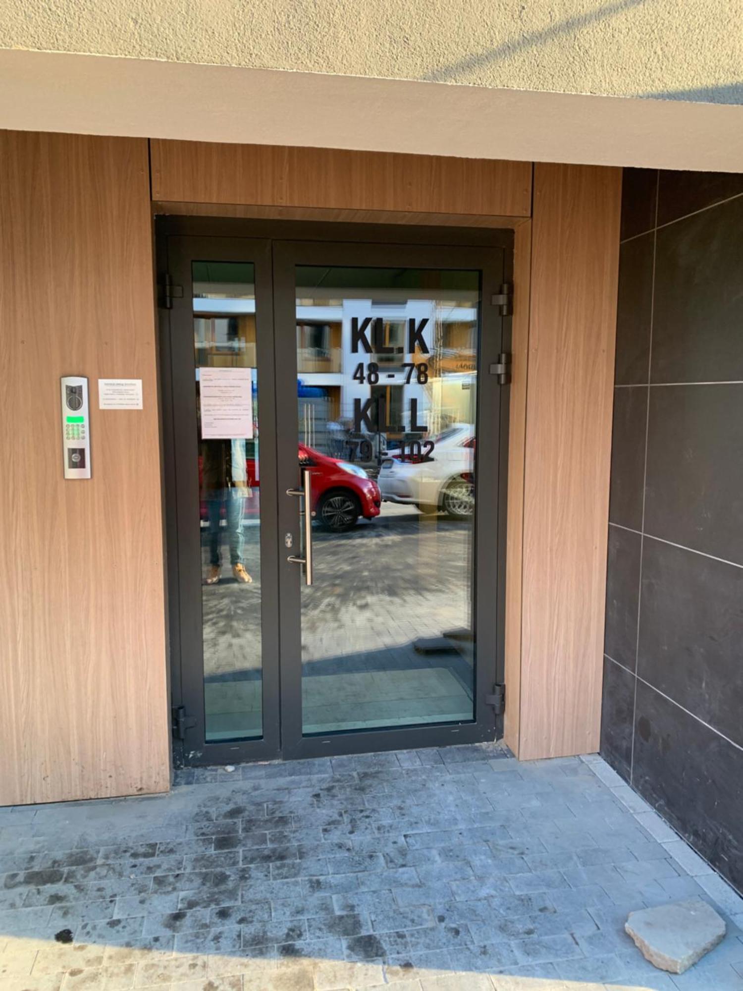 Apartamenty Wola Goleszowska Warsaw Bilik gambar